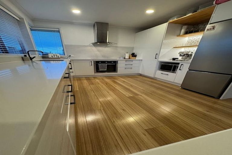 Photo of property in 64 Oriental Parade, Papamoa Beach, Papamoa, 3118