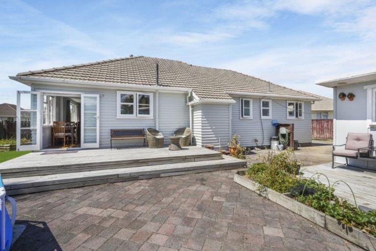 Photo of property in 14 Watts Crescent, Hamilton East, Hamilton, 3216