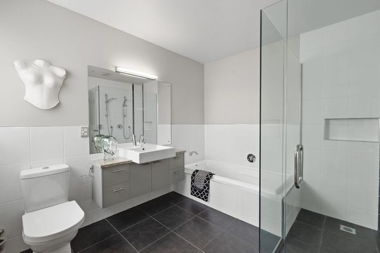 Photo of property in 4 Paraoa Crescent, Omaha, Warkworth, 0986