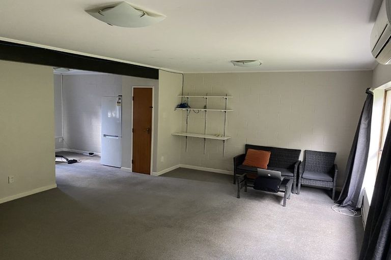 Photo of property in 95 Churton Drive, Churton Park, Wellington, 6037