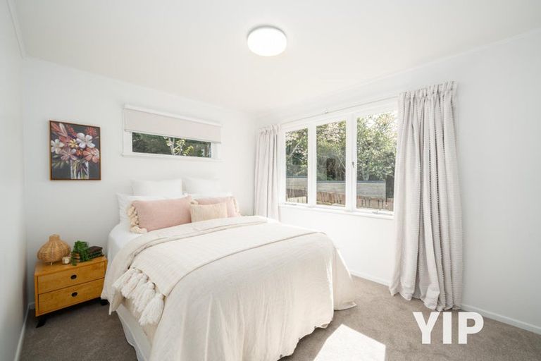 Photo of property in 7 Loasby Crescent, Newlands, Wellington, 6037