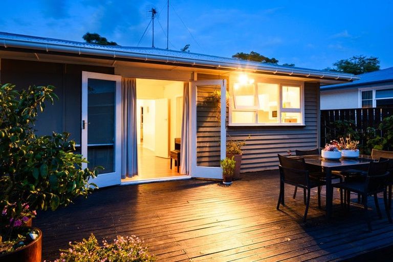 Photo of property in 382 Ruahine Street, Terrace End, Palmerston North, 4410
