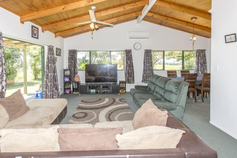 Photo of property in 233 Tatarariki Spur Road, Te Kopuru, 0391