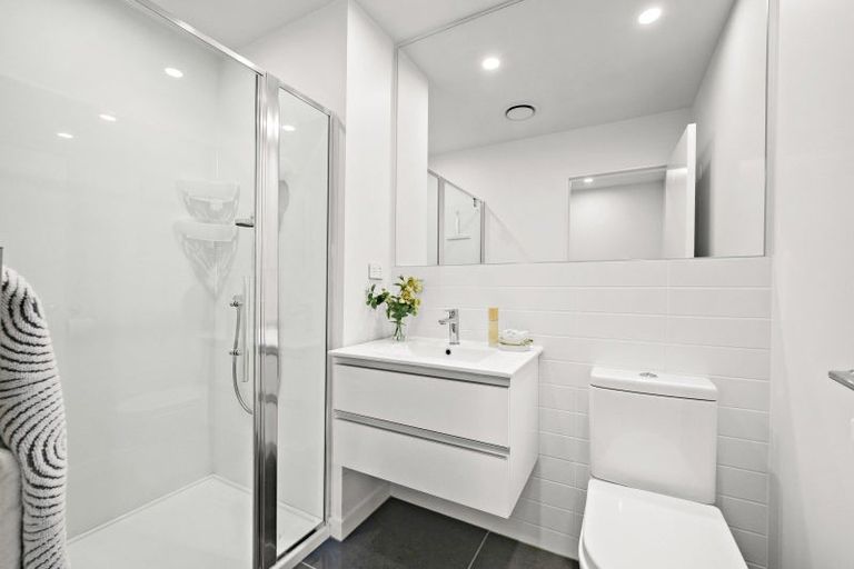 Photo of property in 2/170 Fraser Avenue, Johnsonville, Wellington, 6037