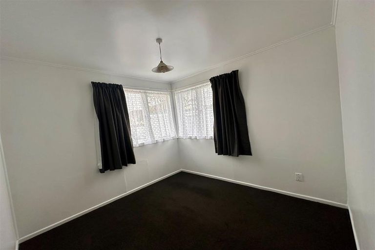 Photo of property in 18 Bolton Place, Otara, Auckland, 2023