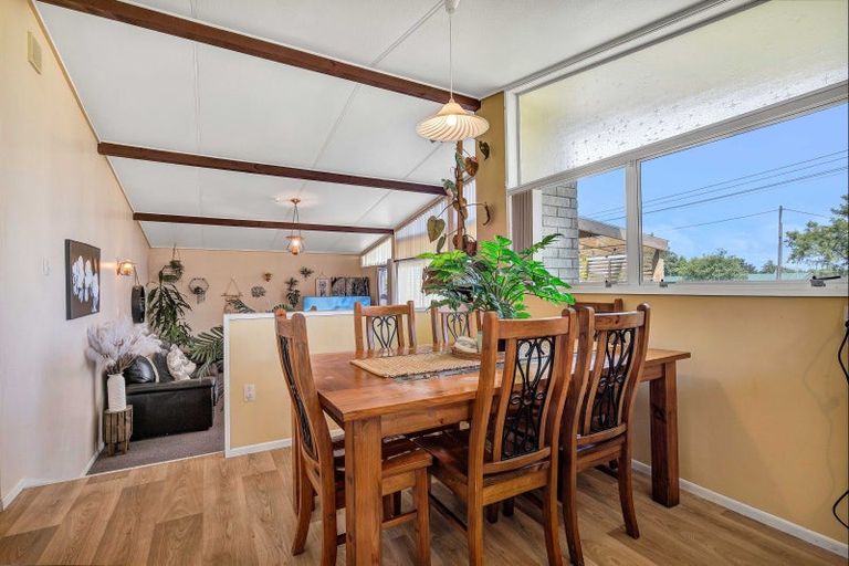 Photo of property in 6b York Street, Eltham, 4322