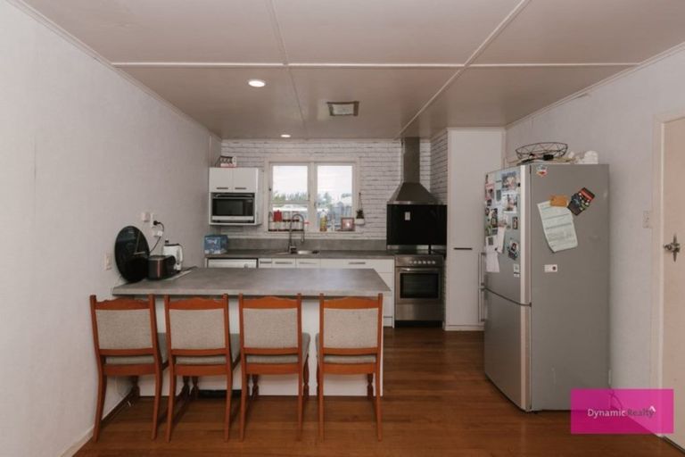 Photo of property in 57 Kettle Avenue, Awapuni, Palmerston North, 4412