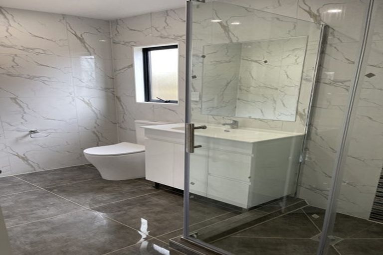 Photo of property in 40 Jandell Crescent, Bucklands Beach, Auckland, 2014