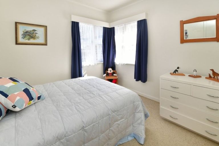 Photo of property in 30 Vipond Road, Stanmore Bay, Whangaparaoa, 0932