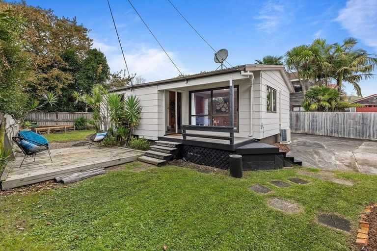 Photo of property in 1/53 Roseberry Avenue, Birkenhead, Auckland, 0626