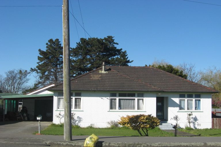 Photo of property in 8 Lower Beaven Street, Marton, 4710