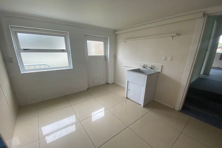 Photo of property in 66 Elizabeth Street, Waikanae, 5036