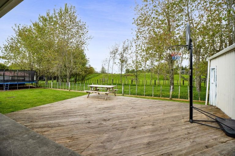 Photo of property in 10 Karaka Street, Inglewood, 4330