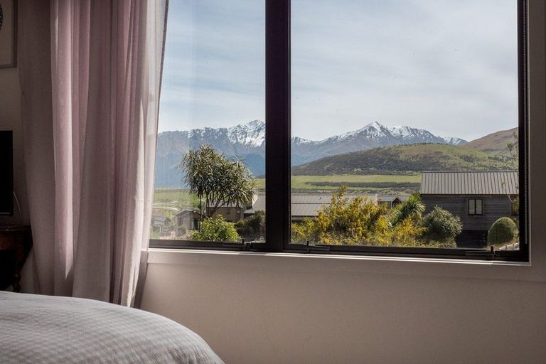Photo of property in 11 Mckellar Drive, Jacks Point, Queenstown, 9371