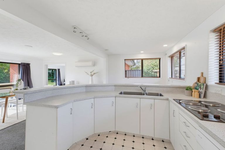 Photo of property in 52 Valecrest Avenue, Parklands, Christchurch, 8083
