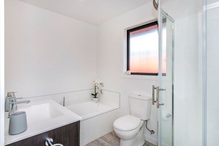 Photo of property in 4 Northmoor Boulevard, Rolleston, 7615