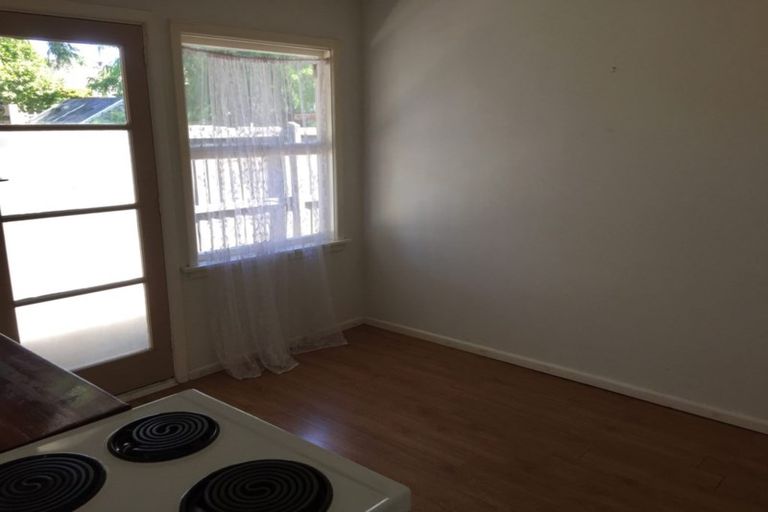 Photo of property in 4/9a Curletts Road, Sockburn, Christchurch, 8042