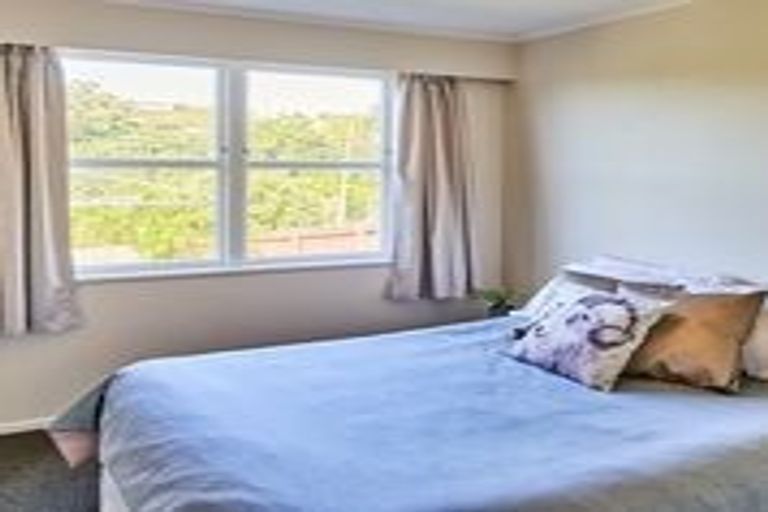 Photo of property in 22 Angell Street, Johnsonville, Wellington, 6037