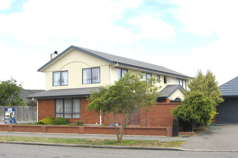 Photo of property in 30 Forest Drive, Parklands, Christchurch, 8083