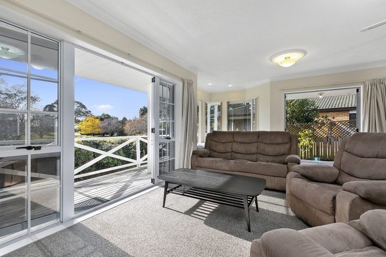 Photo of property in 1b Begonia Way, Greerton, Tauranga, 3112