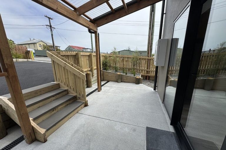 Photo of property in 1/12 Willis Street, Torbay, Auckland, 0630