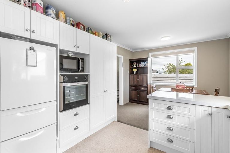 Photo of property in 63 Edinburgh Crescent, Waikiwi, Invercargill, 9810