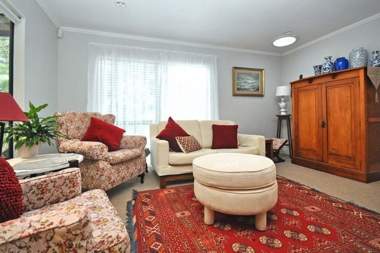 Photo of property in 1/13 Fernwood Grove, Bayview, Auckland, 0629