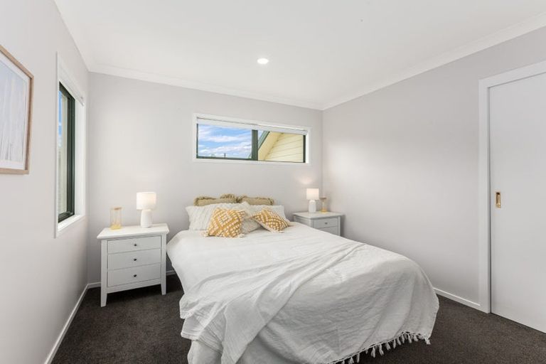 Photo of property in 12 Bowsprit Way, Whitby, Porirua, 5024