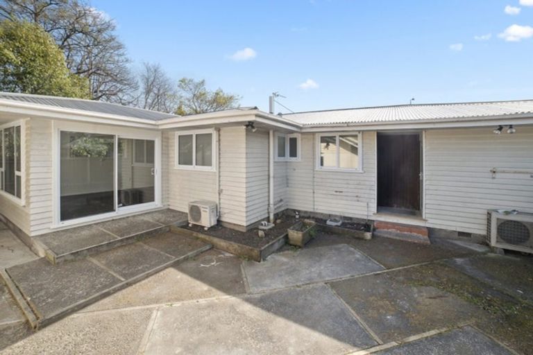 Photo of property in 2/60 Grahams Road, Burnside, Christchurch, 8041