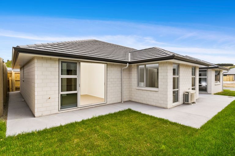 Photo of property in 41 Awataha Crescent, Pyes Pa, Tauranga, 3110