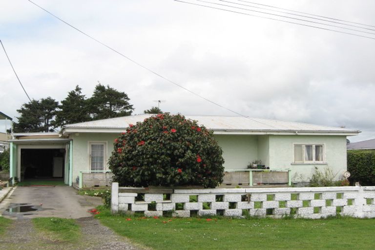 Photo of property in 25 Brookes Terrace, Waitara, 4320