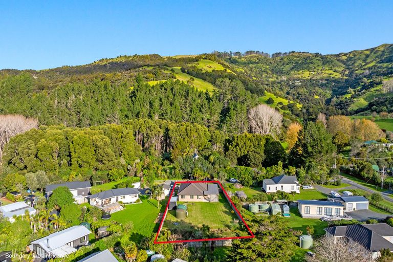 Photo of property in 25 Bathgate Road, Pakiri, Wellsford, 0972