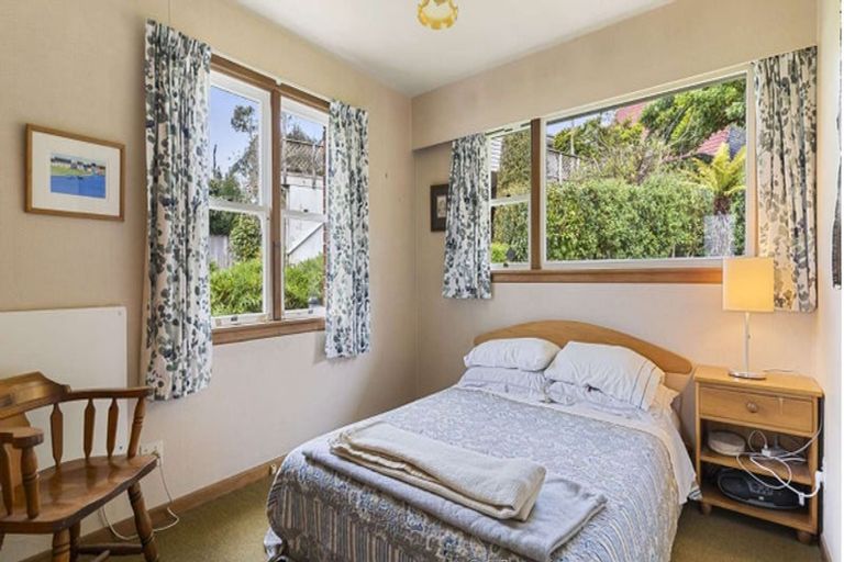 Photo of property in 4 Alton Avenue, Hillcrest, Auckland, 0627