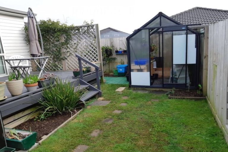 Photo of property in 11 Kamahi Crescent, Papamoa Beach, Papamoa, 3118