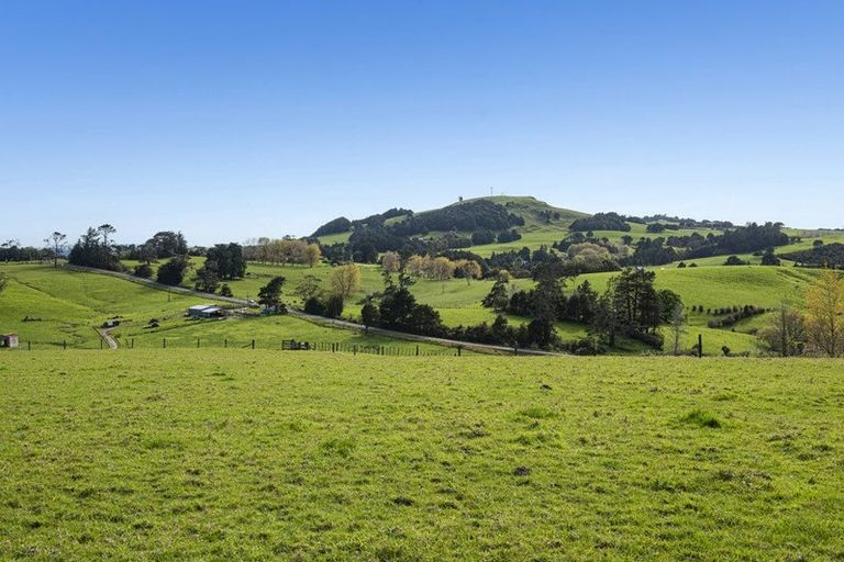 Photo of property in 1065 Pipiwai Road, Ruatangata West, Whangarei, 0176