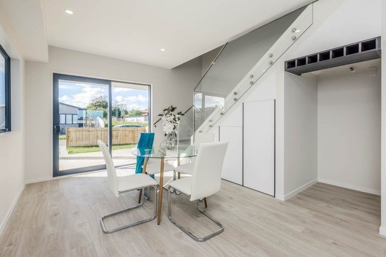 Photo of property in 27 Farranfore Road, Opaheke, Papakura, 2113