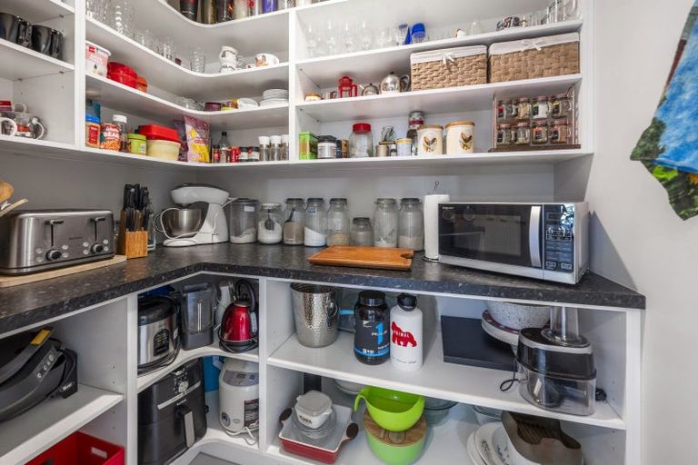 Photo of property in 16 Lacebark Drive, Kinloch, Taupo, 3377