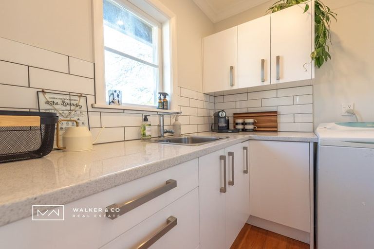 Photo of property in 15 Raukawa Grove, Trentham, Upper Hutt, 5018