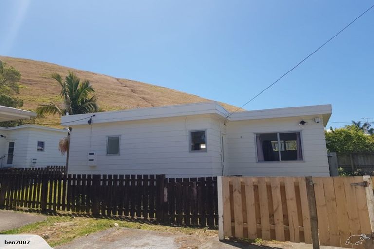 Photo of property in 2/32 Kapuka Road, Mangere Bridge, Auckland, 2022