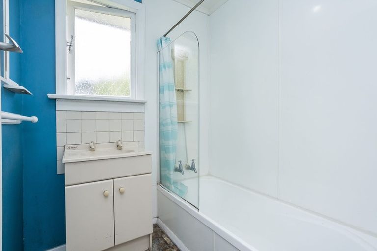 Photo of property in 64 Koremata Street, Green Island, Dunedin, 9018