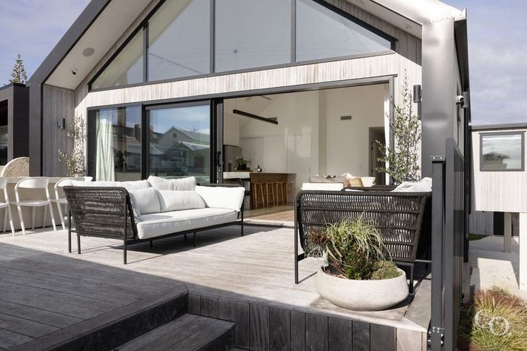 Photo of property in 56 Karewa Parade, Papamoa Beach, Papamoa, 3118