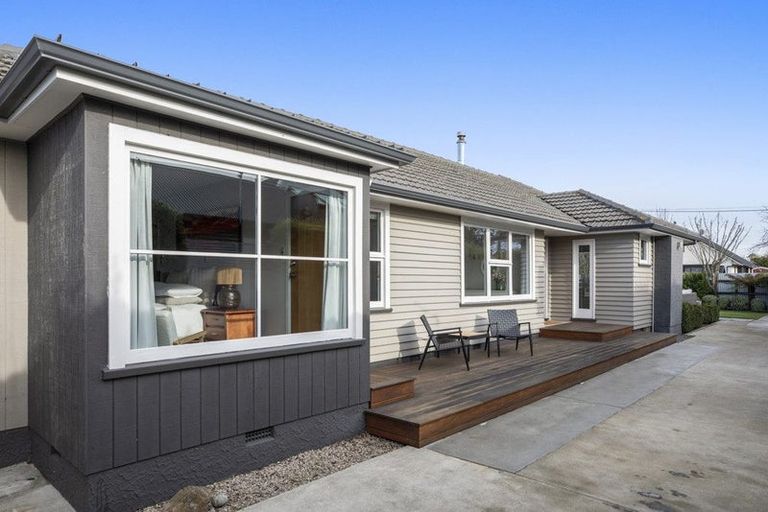 Photo of property in 21 Brent Place, Papanui, Christchurch, 8053