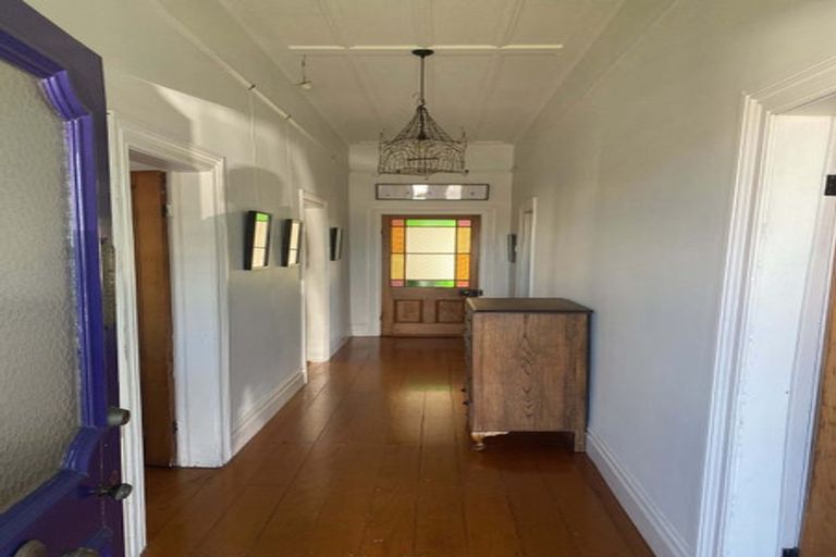 Photo of property in 80 Lake Road, Narrow Neck, Auckland, 0624