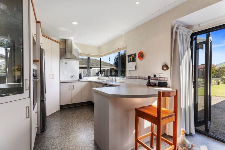 Photo of property in 23 Olympus Grove, Papamoa Beach, Papamoa, 3118