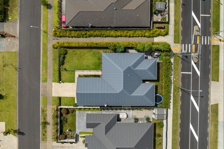 Photo of property in 43 Benmore Crescent, Pyes Pa, Tauranga, 3112