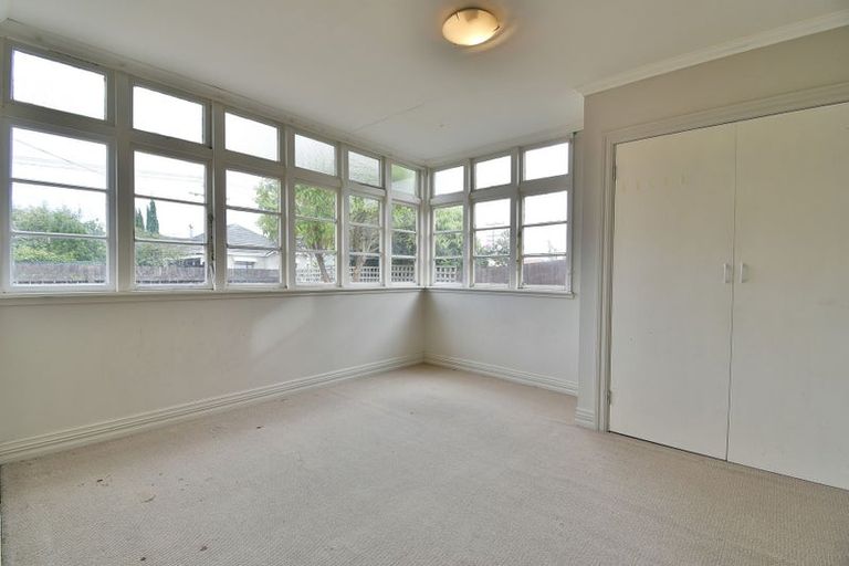 Photo of property in 12 Coughtrey Street, Saint Clair, Dunedin, 9012