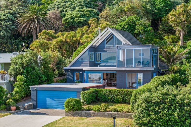 Photo of property in 8 Makorori Beach Road, Makorori, Gisborne, 4073