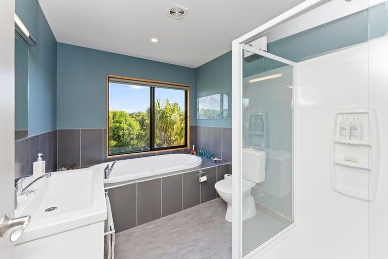 Photo of property in 184c Taylors Road, Otaki, 5583