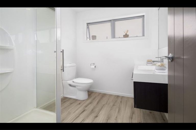 Photo of property in 14 Flotilla Place, Whitby, Porirua, 5024