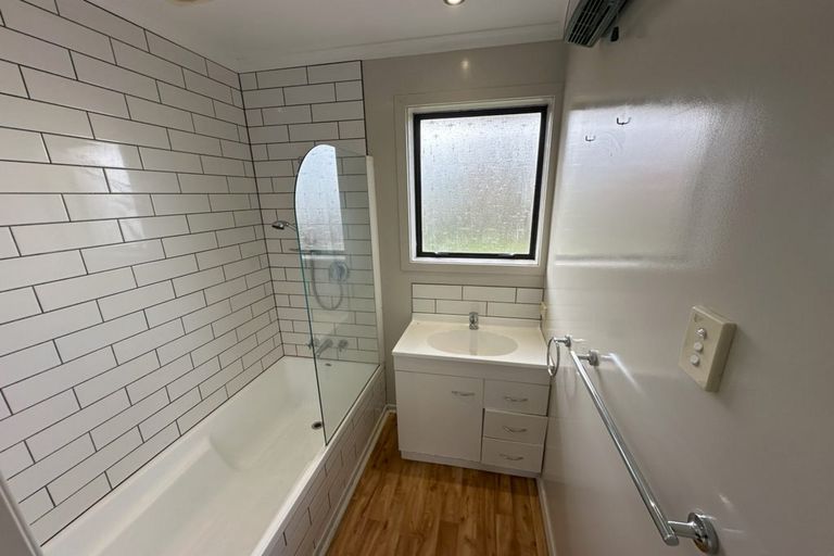 Photo of property in 6 Stephen Street, Halfway Bush, Dunedin, 9010